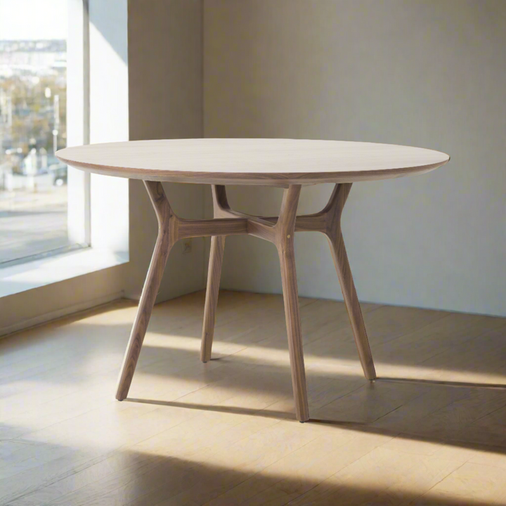 Ren Dining Table C1100